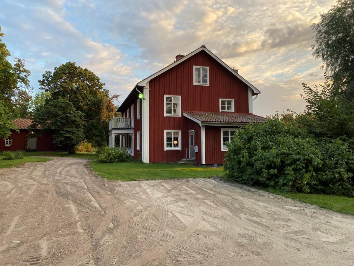 Segerstadsby Gardshotell Ab Valberg Exterior photo